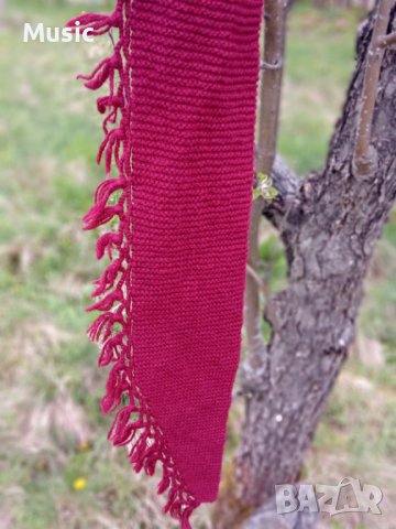 Автентичен ръчно плетен НОВ вълнен дамски шал , снимка 3 - Шалове - 40643768