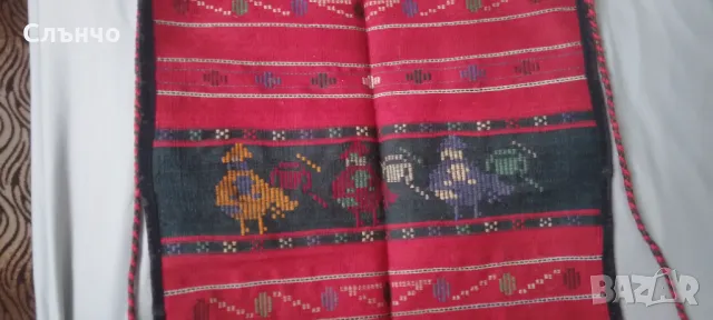 Ръчно бродирани престилки, снимка 18 - Антикварни и старинни предмети - 49553759