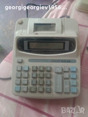 Продавам сметач на машина