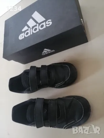 Детски спортни обувки Adidas n. 33 , снимка 3 - Детски маратонки - 49615111