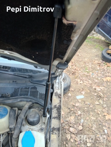 Амортисьор преден капака Поло 6n2 1.4 16v 75 к.с. 2000 г. Vw polo 6n2, снимка 3 - Части - 53142630