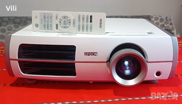 Epson EH-TW3500-проектор, снимка 2 - Плейъри, домашно кино, прожектори - 53012135