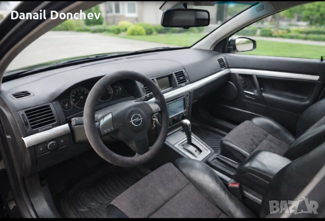 Опел Вектра С 3.2 бензин автоматик в много добро състояние, снимка 8 - Автомобили и джипове - 53194135