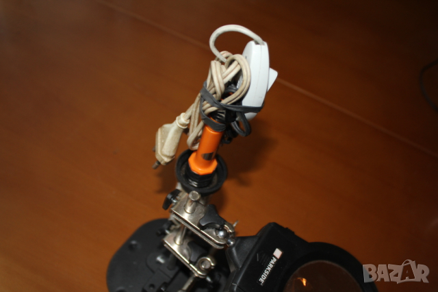 Настолна лампа с лупа трета ръка и LED осветл+поялник=24лв , снимка 3 - Лед осветление - 44858002