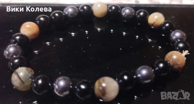 защитна гривна – камъни за сила, спокойствие и енергийна защита, снимка 3 - Гривни - 52712177