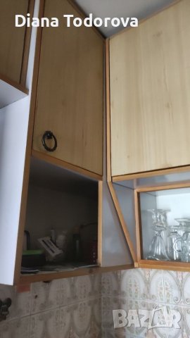 Продавам горни кухненски шкафове от старите -здрави корпус, снимка 4 - Шкафове - 38009975