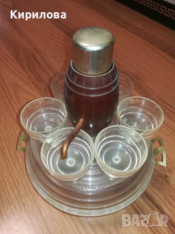 Сервиз за студени напитки,руски,диаметър на съда- 22см., цена 20 лв.