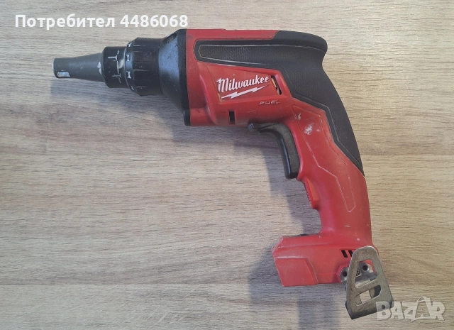 Акумулаторен винтоверт за гипскартон Milwaukee M18FSG