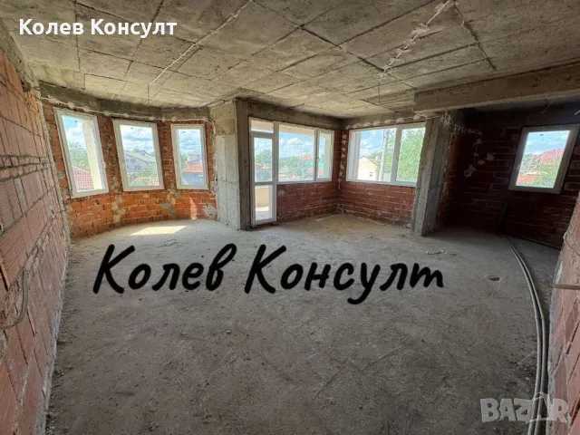 Продавам двуетажна къща в град Хасково,кв.Болярово , снимка 3 - Къщи - 50299231