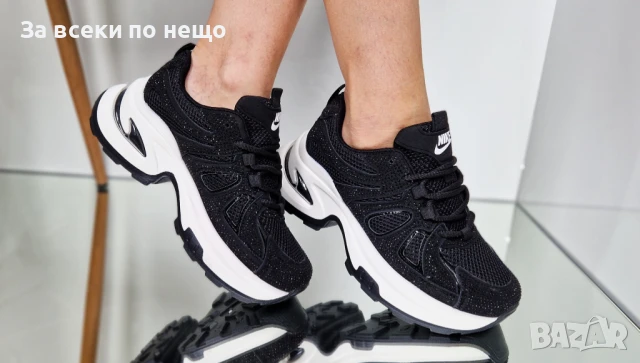 Nike Дамски Черни Маратонки С Бяла Подметка👟Дамски Спортни Обувки В Черен Цвят Найк Код P687