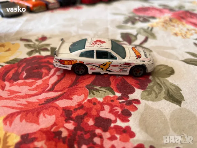 Hot wheels -интересен, снимка 3 - Колекции - 49372418