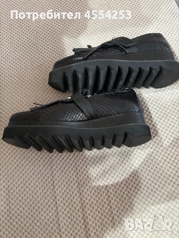 Дамски лоуфъри, снимка 3 - Дамски ежедневни обувки - 51350234