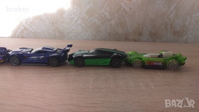 Комплект от 5 метални колички, снимка 2 - Коли, камиони, мотори, писти - 40136965