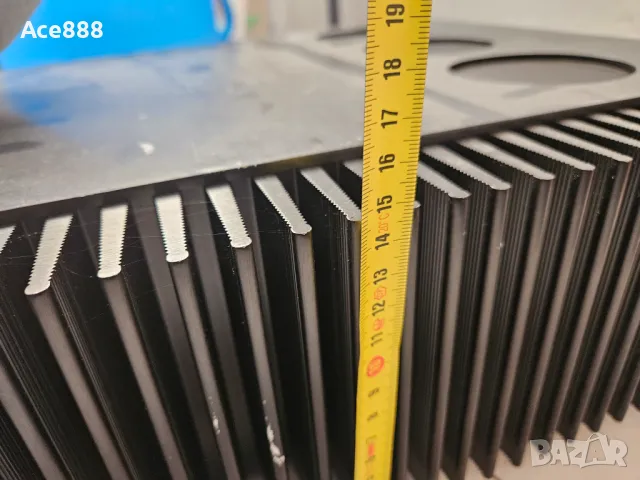 Продавам яка алуминиева кутия за компютър и DIY HFX mcubed, снимка 15 - Захранвания и кутии - 47680144