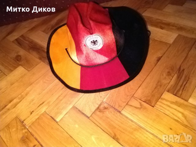 Германия фенска каубойска шапка с метална отварачка