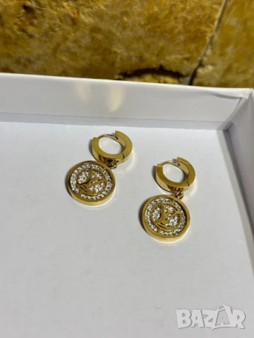 обеци louis vuitton chanel Bvlgari christian dior fendi , снимка 8 - Обеци - 50653301