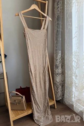 дълга рокля с камъни 