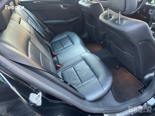 Мерцедес  220 Е  класа, снимка 5 - Автомобили и джипове - 43097754
