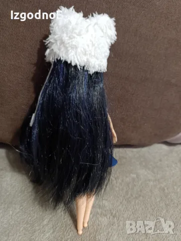 Кукла Bratz Jasmine Winter Outfit, снимка 3 - Кукли - 48837379