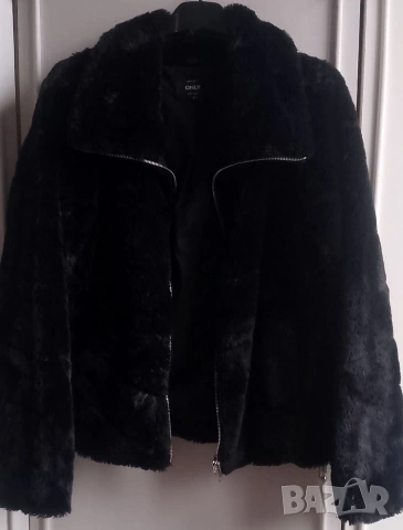 късо палто , снимка 3 - Палта, манта - 53025528