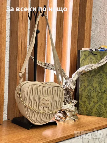 Дамска чанта Miu Miu - Налични различни цветове Код D1096, снимка 11 - Чанти - 47443670