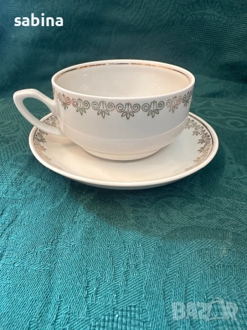 2 елегантни съветски сервиза за чай и за кафе в бяло и злато на Рижски завод, Рига, СССР, снимка 9 - Сервизи - 53006504