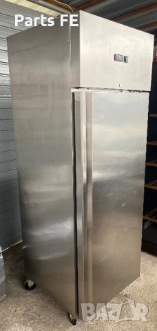 Професионален фризер вертикален profesionalen frizer vertikalen