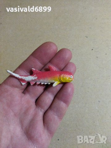 Две пластмасови рибки , снимка 4 - Фигурки - 40843891