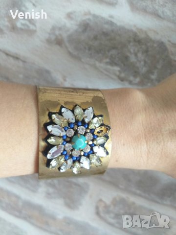  Ефектна гривна и зелени халки Alcott, снимка 3 - Гривни - 32641750