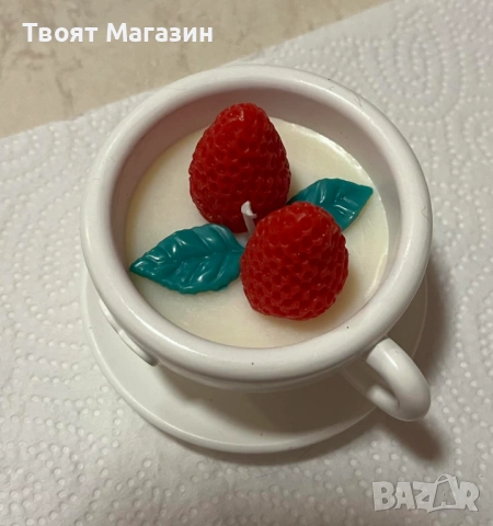 Ръчно изработена ароматна свещ в съд от еко смола – Сърце/Чашка с флорална декорация, снимка 4 - Ръчно изработени сувенири - 53071268