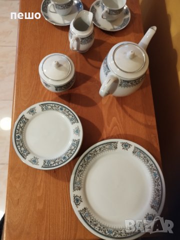 китайски порцеланов комплект за кафе + чинии, снимка 5 - Сервизи - 43986758