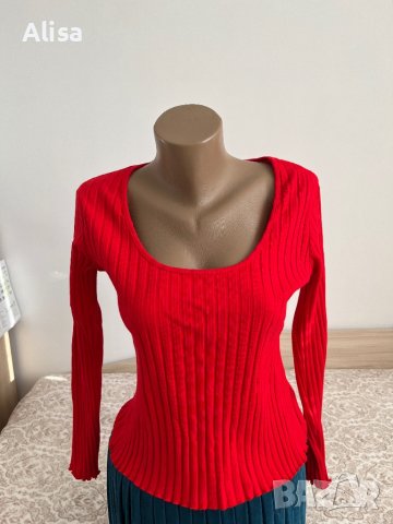 Червена блуза, снимка 1 - Блузи с дълъг ръкав и пуловери - 43834627