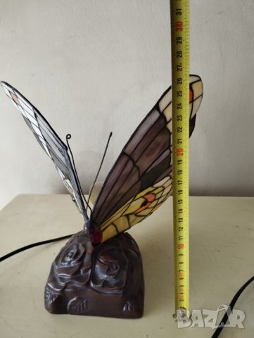 Настолна лампа тифани-пеперуда,, снимка 2 - Настолни игри - 43184283
