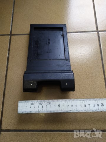 Дъжач Polaroid 545 Film holder, снимка 3 - Фотоапарати - 43323601