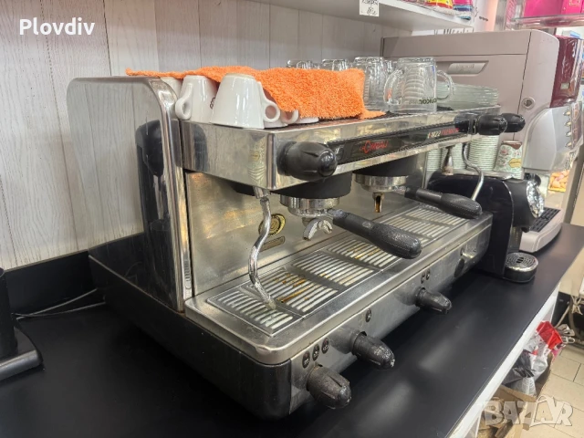 Кафемашина Чимбали, снимка 3 - Кафемашини - 50676583