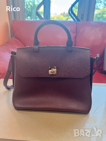 Оригинална Дамска Чанта MCM , снимка 2 - Чанти - 51195529