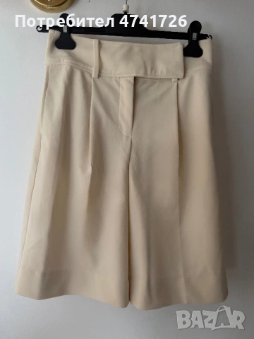 Светло бежови дамски бермуди