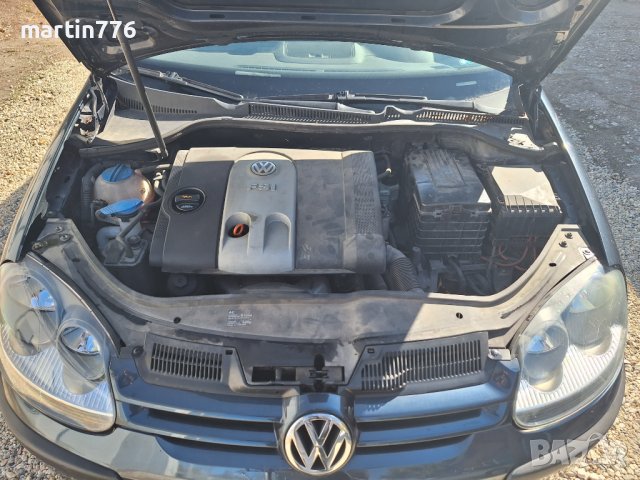 VW Golf 5 1.6FSI 116коня на части , снимка 5 - Автомобили и джипове - 43120662