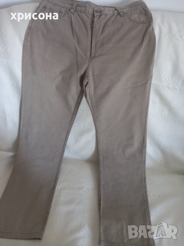 Дамски бежов панталон -дънки 48 номер