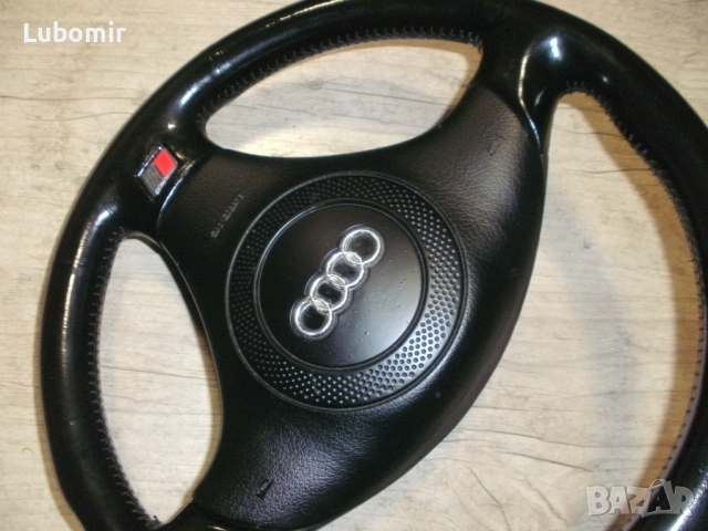  Волан трилъчев - оригинален Audi A4,A6,A8,TT - S Line !, снимка 4 - Части - 50015582