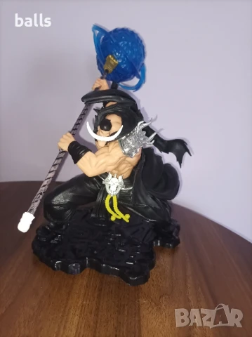 фигурка на бялата брада от one piece / whitebeard / edward newgate