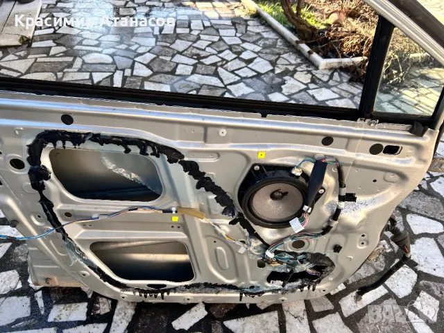 Врата Предна лява за Тойота корола версо.2004-2008г, снимка 7 - Части - 48806486