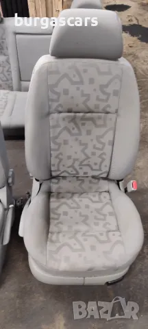 Салон Vw Golf 4 - 150лв, снимка 3 - Части - 48040851