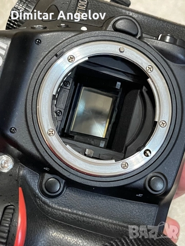 Nikon D7100, снимка 10 - Фотоапарати - 52888225
