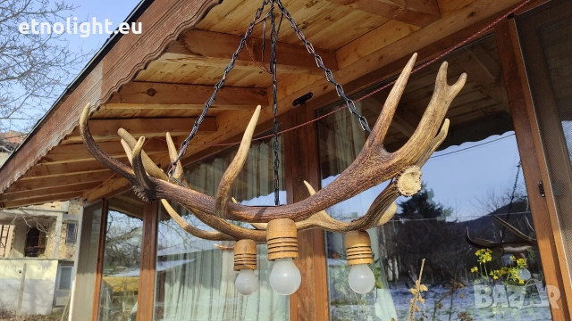 Ръчно изработен полилей от паднали еленови рога с ръчно изработени дървени чашки , снимка 5 - Полилеи - 53085872