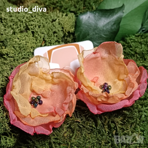 Обеци цветя