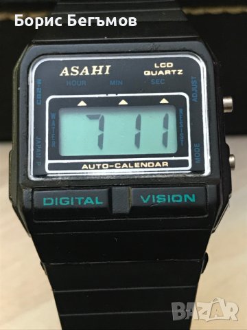 Дигитален японски часовник