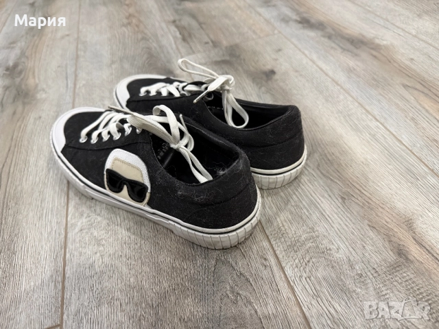 Оригинални кецове Karl Lagerfeld размер 42