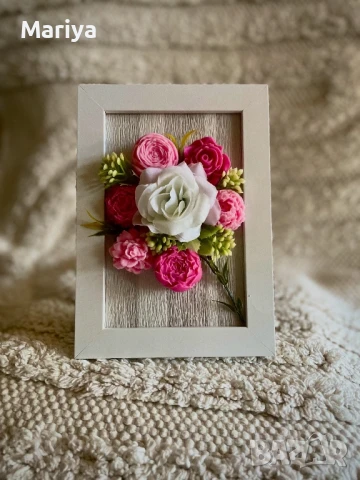 Ароматна картина с цветя от соев восък и изкуствена аранжировка. Розово и бяло. , снимка 1