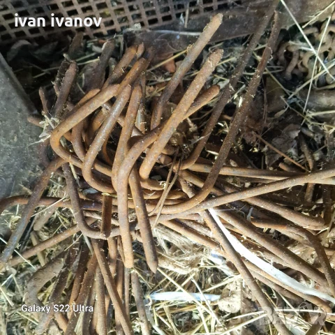 Скоби за греди и покриви 